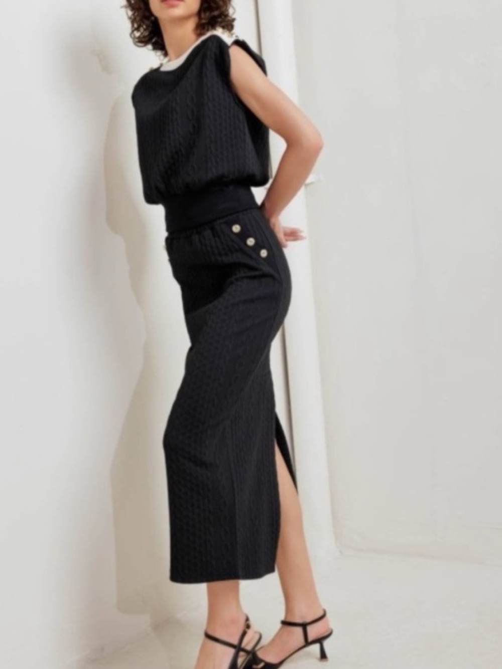 Maxi Cable Knit Skirt - Picture 4 of 13
